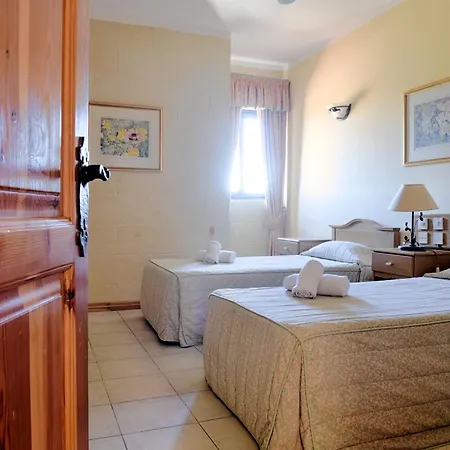 Cornucopia Apartment *